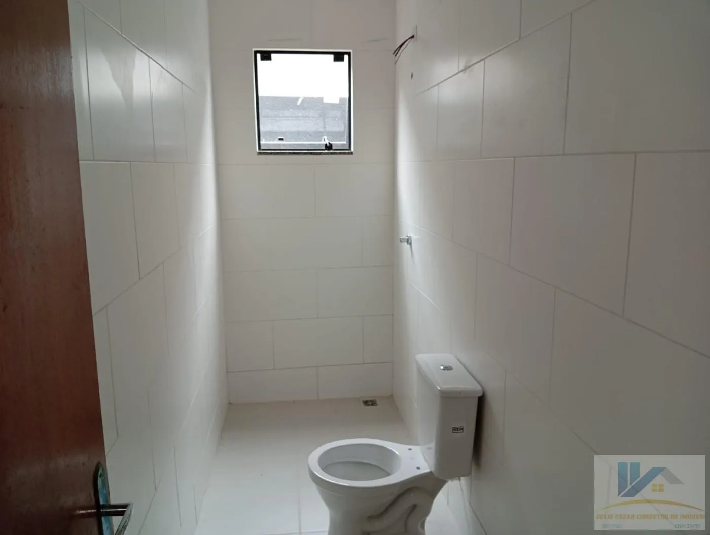 Imagem Casa para Venda em São José dos Pinhais, Del Rey, 2 dormitórios, 1 banheiro, 2 vagas