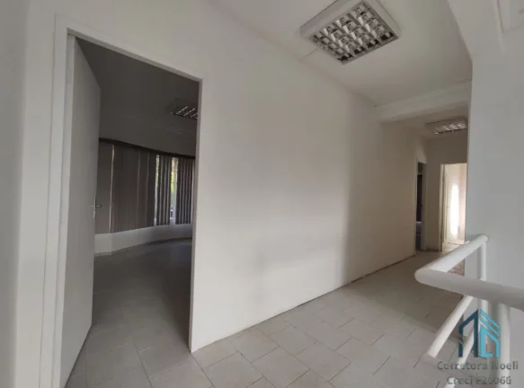 Imagem Imóvel comercial/residencial 07 salas, edícula sala, cozinha, no Bom Retiro em Curitiba PR