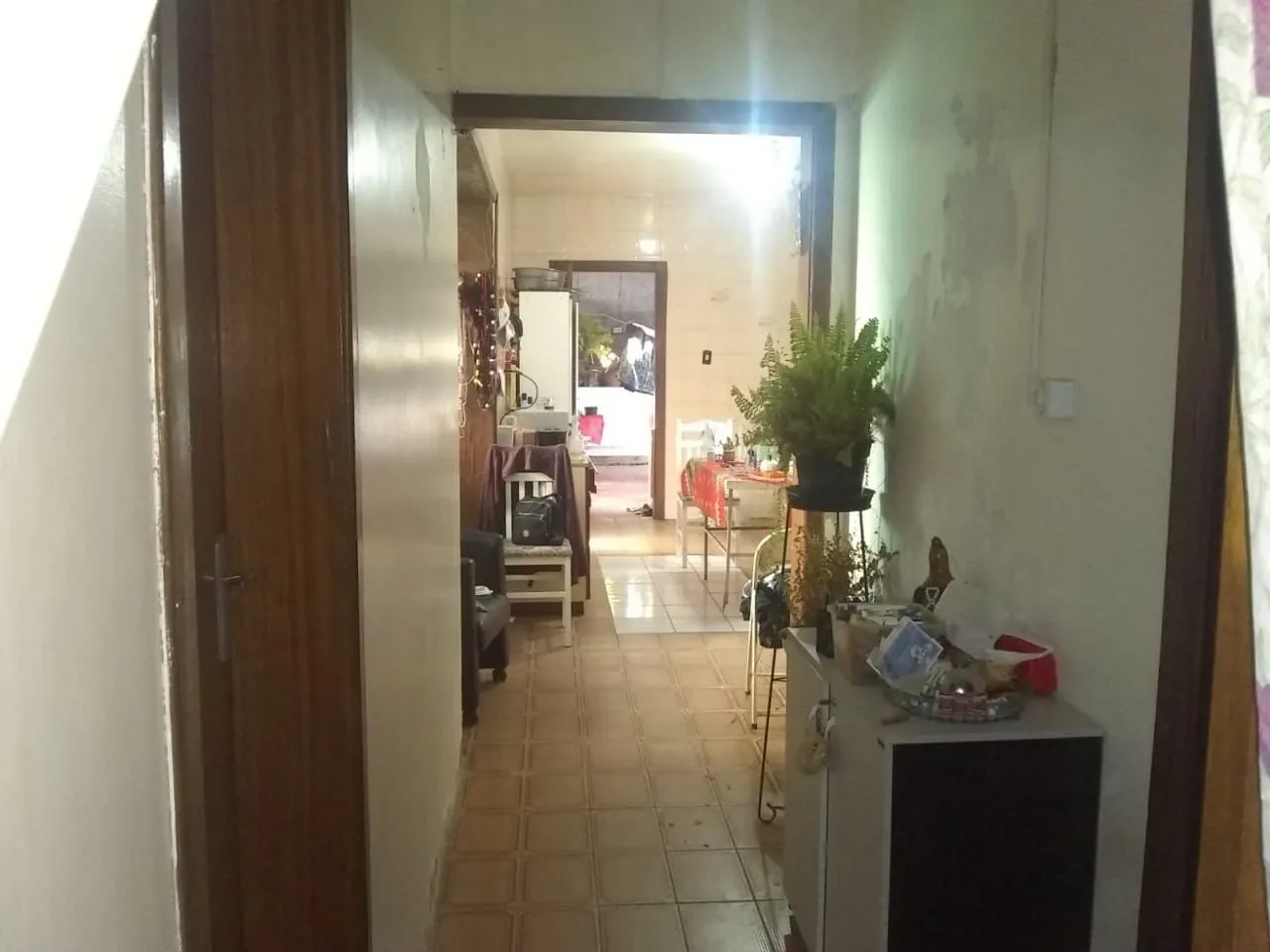 Imagem Casa no Bairro Ipanema - 2 Dormitórios