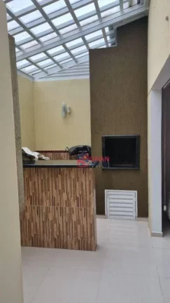 Imagem Sobrado mobiliado com piscina