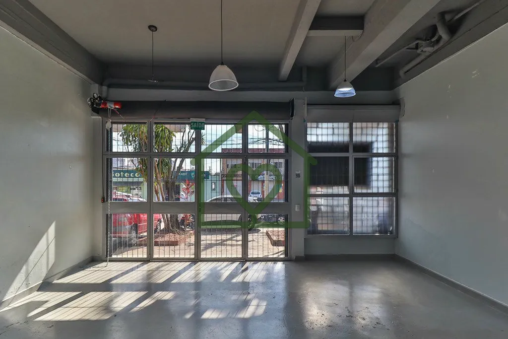 Imagem Localizada em uma das ruas mais movimentadas e comerciais do bairro Sarandi, esta loja de 80 m² na ...