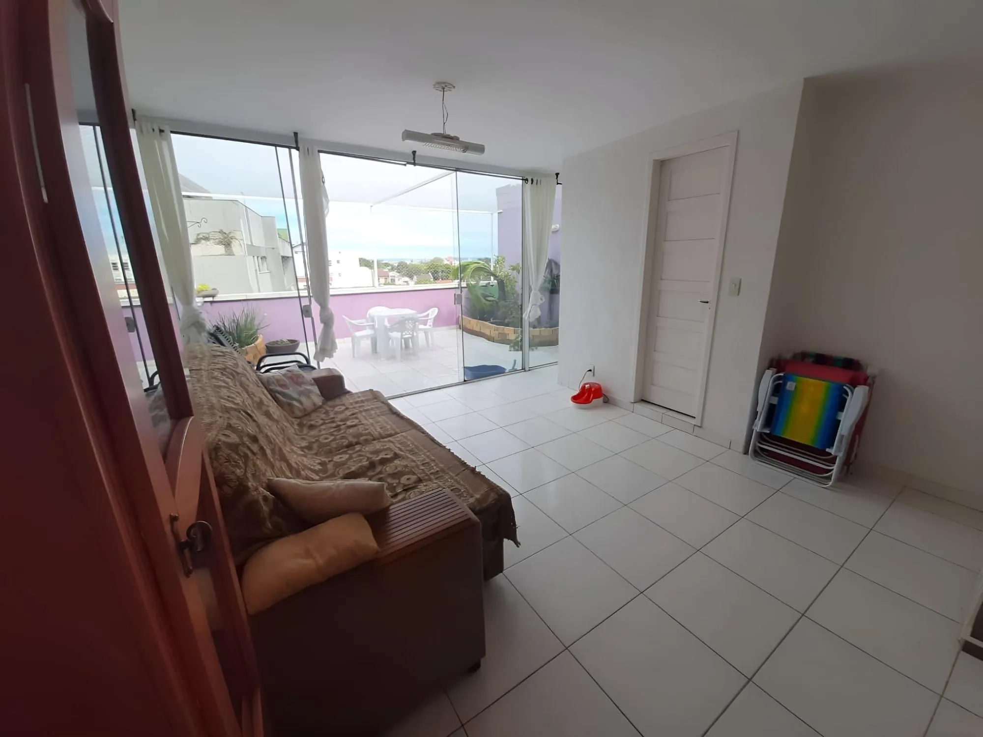 Imagem Cobertura de 104m² com 2 dormitórios no Bairro Nonoai - Porto Alegre
