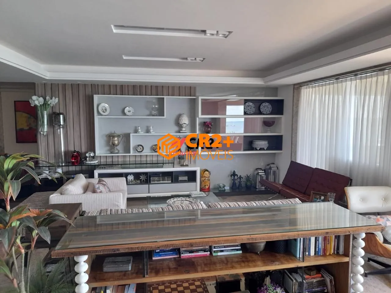 Imagem Apartamento a Venda 290m² com 3 Quartos, 3 Suítes, escritório e Dce no bairro Pi