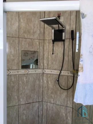 Imagem (PERMUTA) Sobrado triplex, 03 quartos c/suíte ótimo espaço nos fundos, no Rio Verde em Colombo PR