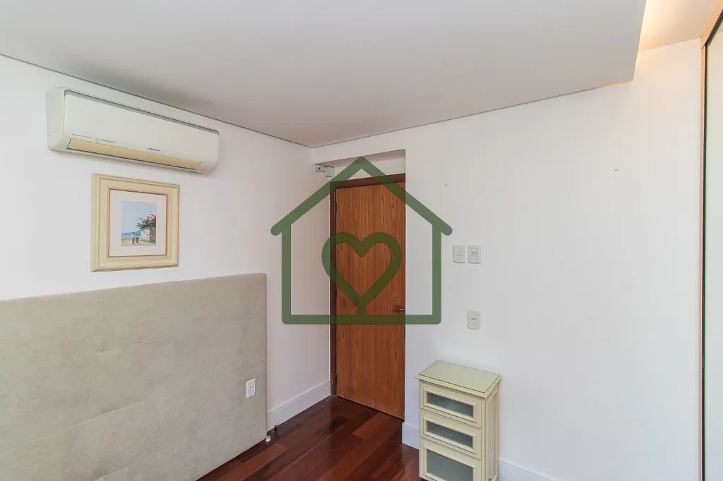 Imagem Este charmoso apartamento garden é perfeito para quem busca espaço e localização e silêncio. 
V...