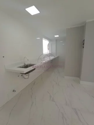 Imagem Apartamento 3 quartos frente nas Castanheiras ( Suspensa a venda)