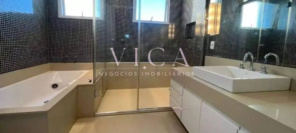 Imagem The Penthouse Tamboré |284m², 3 suítes com vista livre| 4,2 Milhões