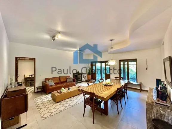 Imagem Casa charmosa com gourmet, spa e sauna em Cotia