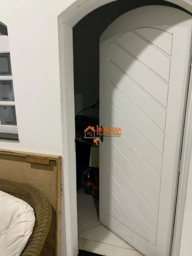 Imagem Sobrado com 4 dormitórios à venda por R$ 2.200.000,00 - Parque Renato Maia - Guarulhos/SP