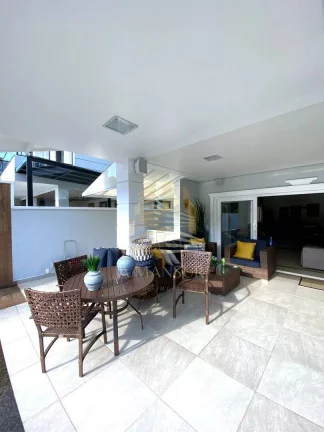 Imagem Casa moderna na praia