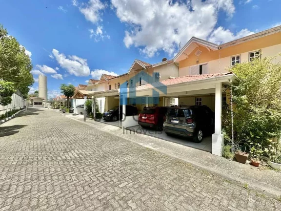 Imagem Sobrado impecável em villagio na Granja Viana
