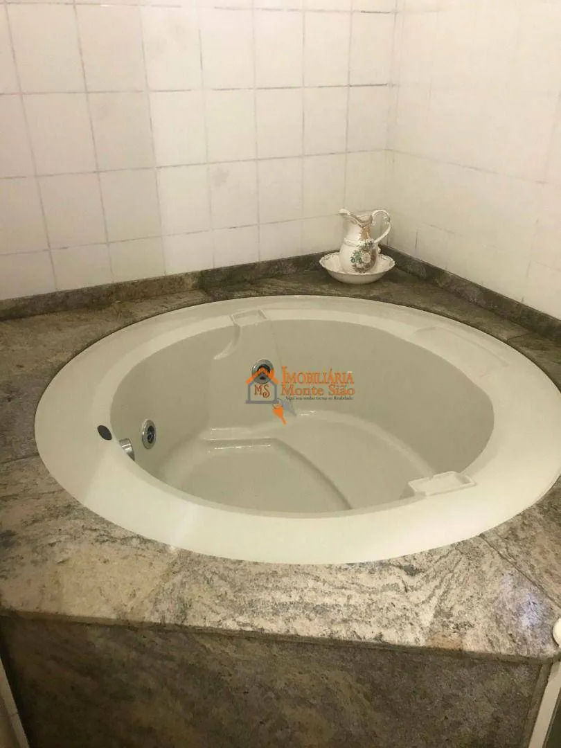 Imagem Apartamento com 3 dormitórios à venda, 230 m² por R$ 1.170.000,00 - Vila Galvão - Guarulhos/SP