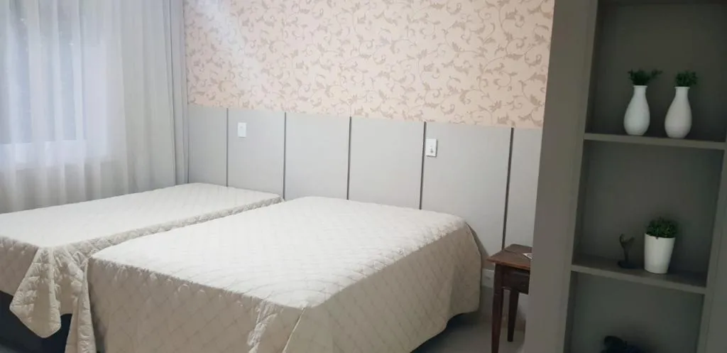 Imagem Casa em Condominio 4 Dormitórios - Bairro Atlantida