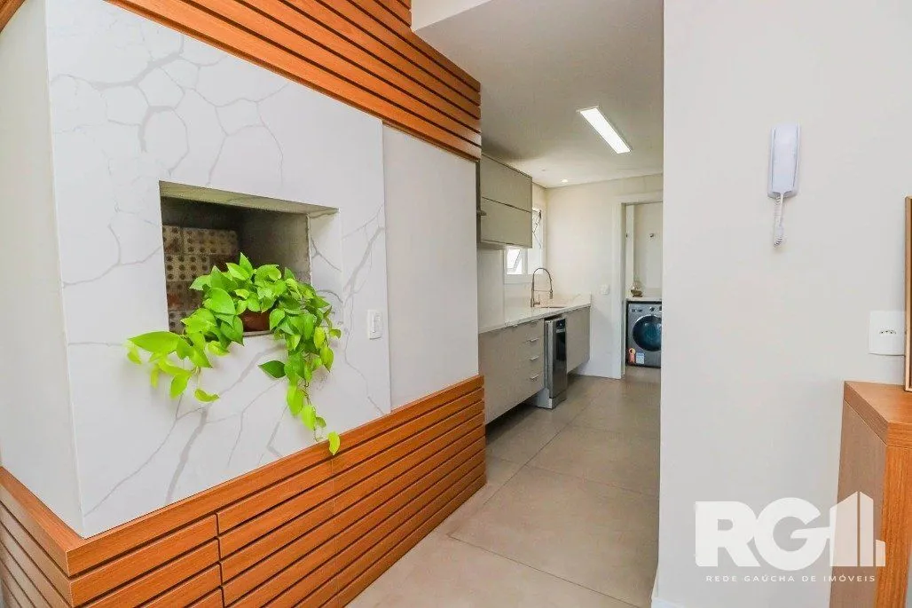 Imagem Apartamento com 3 Dormitórios, Suíte e Vaga Dupla - Andar Alto