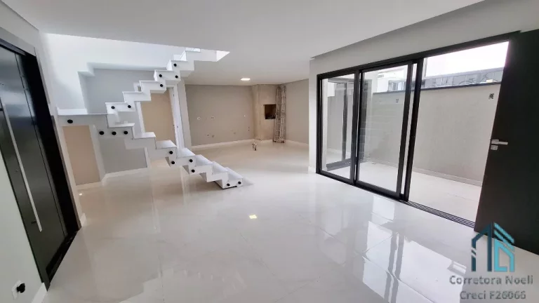 Imagem Casa nova em Condomínio, 04 quartos sendo 02 suítes, terraço, no Boa Vista em Curitiba PR