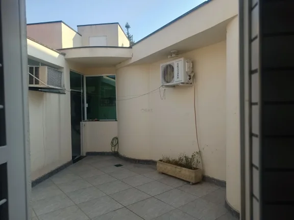 Imagem Casa Comercial de Alto Padrão na Vila Trujillo Sorocaba-SP 4 Quartos, 3 Salas, 4 Vagas de Garagem 559,00 m²