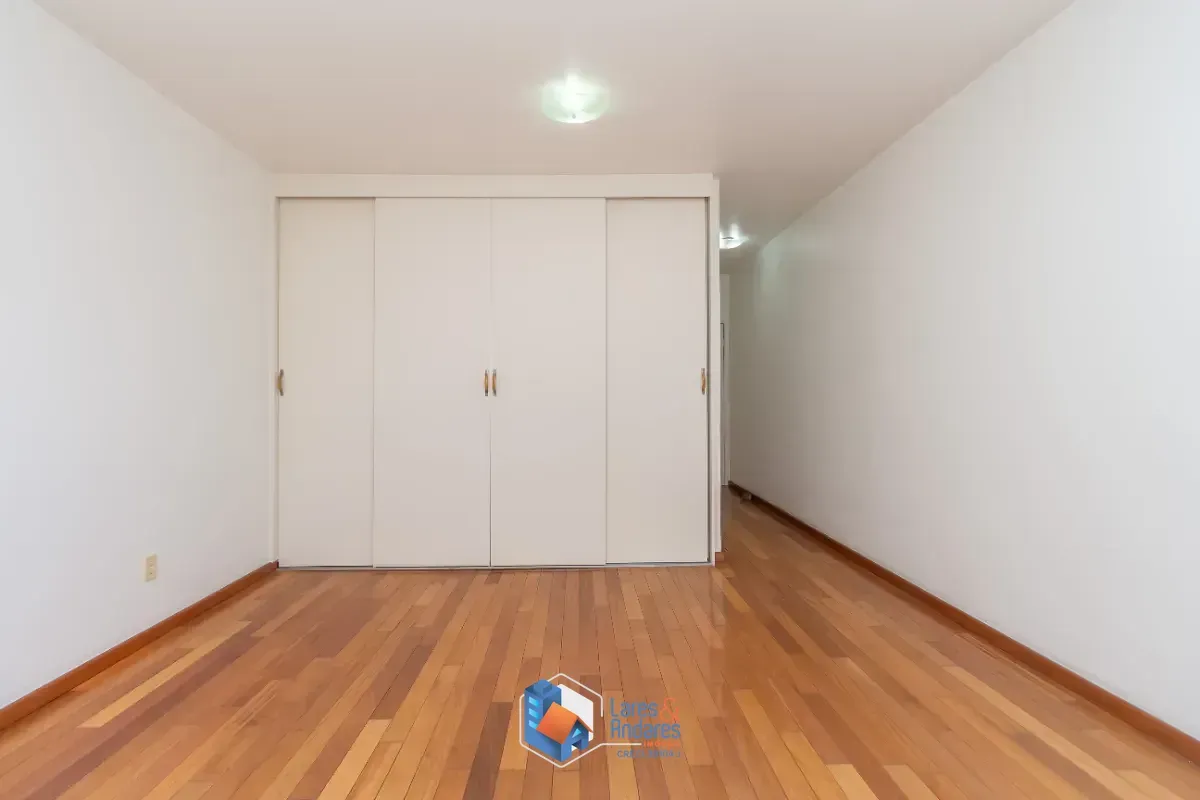 Imagem Casa para venda em Brooklin com 4 quartos, 236m²