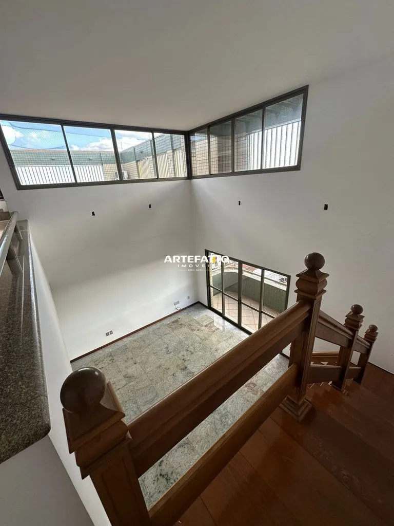 Imagem Cobertura Duplex no Centro, em Franca, com 412m2 e 3 suítes