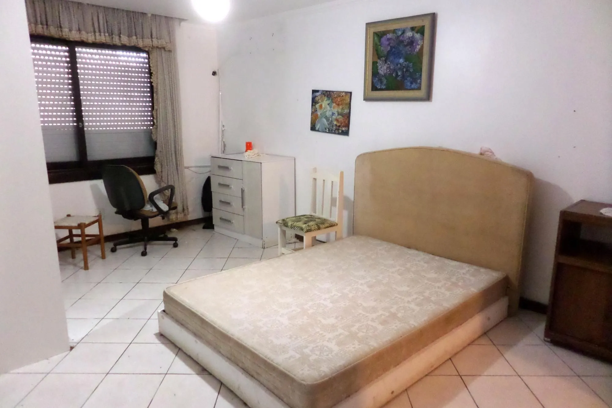Imagem Casa no bairro Ipanema de 3 dormitórios e 2 vagas