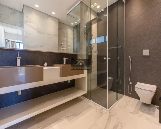 Imagem CAMPO BELO SOBRADO ALTO PADRÃO RECÉM-REFORMADO 425,00 M 4 SUÍTES DUPLEX COPA COZINHA LAREIRA PORCELANATO ÁREA GOURMET PISCINA 4 VAGAS RUA TRAQUILA
