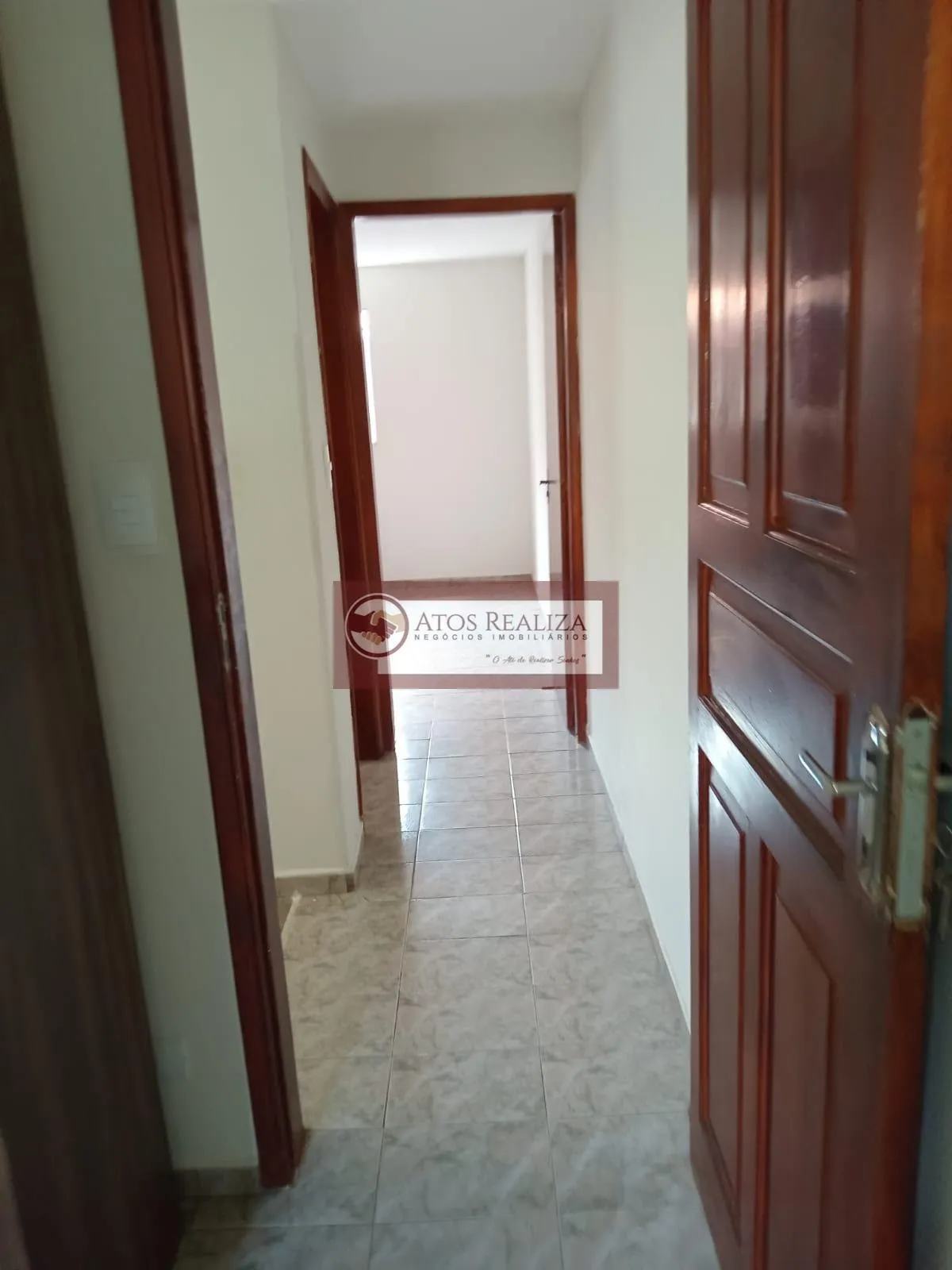 Imagem Super oportunidade para você no Jardim Cidália. Vendo SUPER sobrado com EDÍCULA no Jardim Cidália, Área total 129m², A casa Principal tem 2 Dormitório de 13m² cada, 2 banheiros, sala Grande, Cozinha com muitos espaços, Área de Serviço, Área Goumet com chu