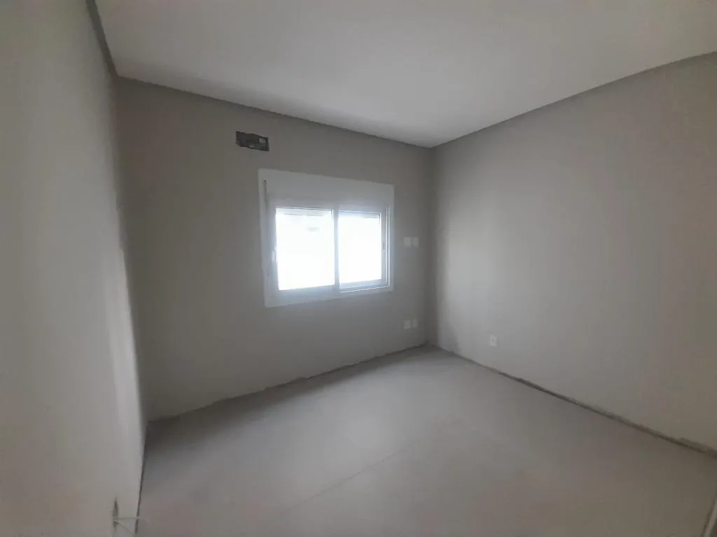 Foto do imóvel: Apartamento 3 Dormitórios - Bairro Zona Nova em Rua Taquari