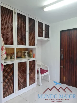 Imagem Casa com 4 Quartos e 4 banheiros à Venda, 1000 m por R$ 2.500.000
