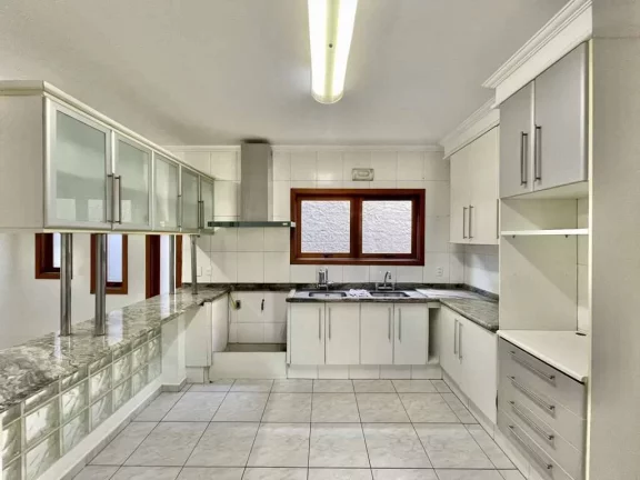 Imagem Aldeia Fazendinha - 5 dorms / 2 sts (1 térrea) piscina, gourmet e vista!
