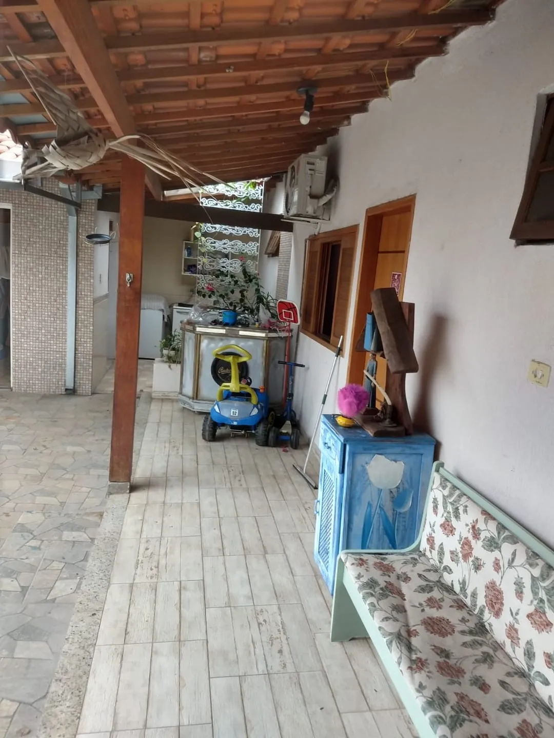 Imagem Casa à venda 5 Quartos, 3 Suites, 5 Vagas, 300M², São Benedito, Pindamonhangaba - SP