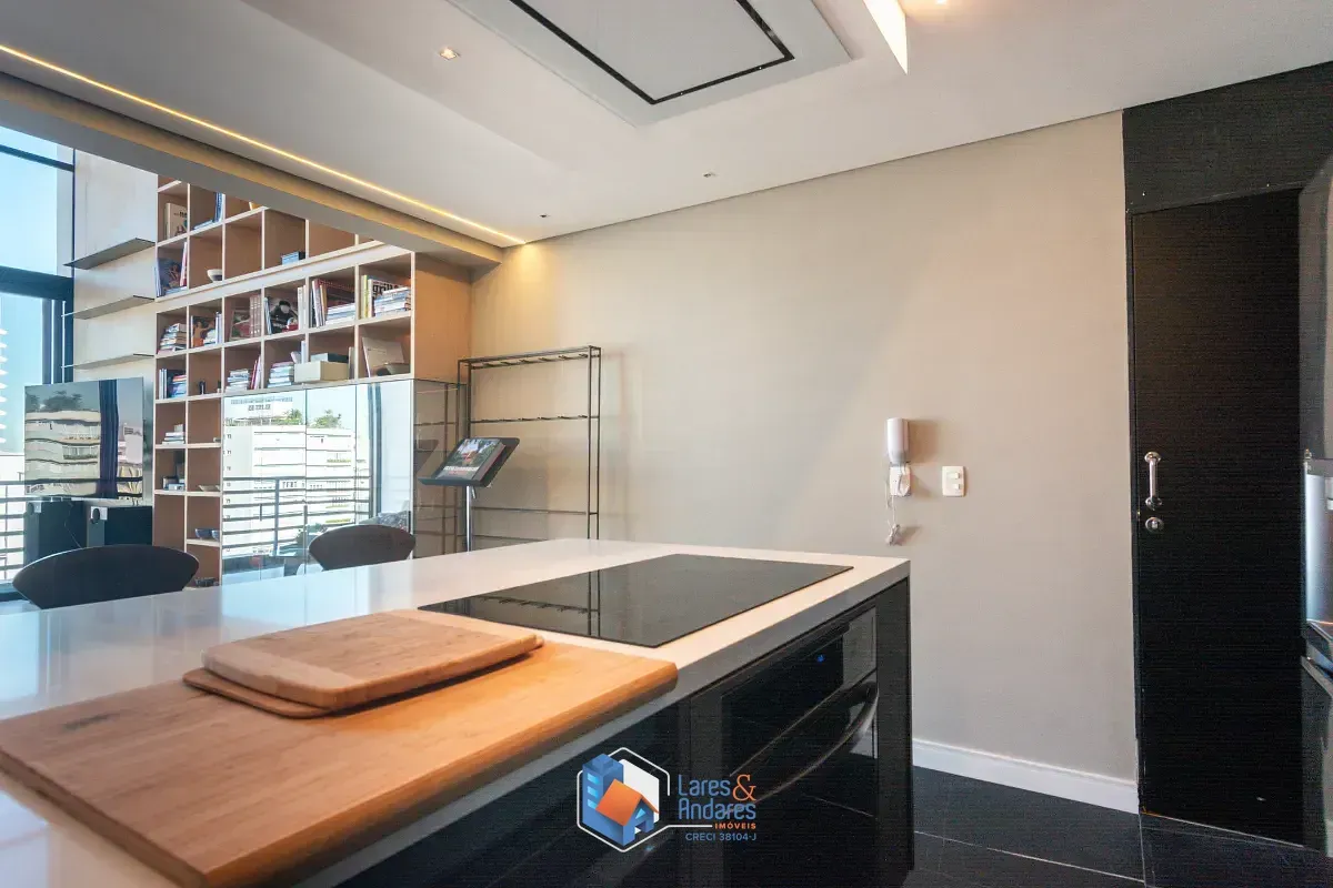 Imagem Duplex para venda em Jardim Paulista com 2 quartos, sendo 2 suítes, 108m²
