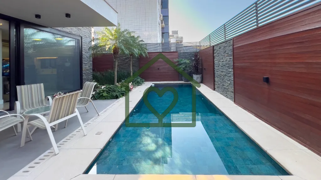 Imagem Luxo e requinte na melhor localização do bairro Jardim Lindóia. 
 
Sobrado de alto padrão projet...