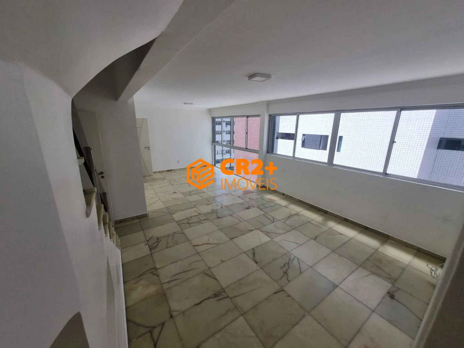 Imagem Vendo Cobertura Duplex em Boa Viagem 242m²