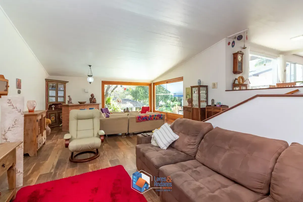 Imagem Casa para venda em Chácara Monte Alegre com 4 quartos, sendo 2 suítes, 370m²