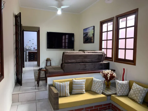 Imagem Maravilhosa casa com três dormitórios no Flórida - Praia Grande!