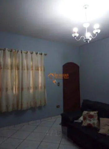 Imagem Casa com 2 dormitórios à venda, 150 m² por R$ 690.000,00 - Cumbica - Guarulhos/SP