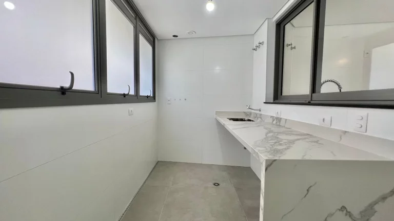 Imagem Apartamento com 4 dormitórios (3 suítes) à venda, 160 m² por R$ 4.800.000 - Riviera Módulo 7 - Bertioga/SP
