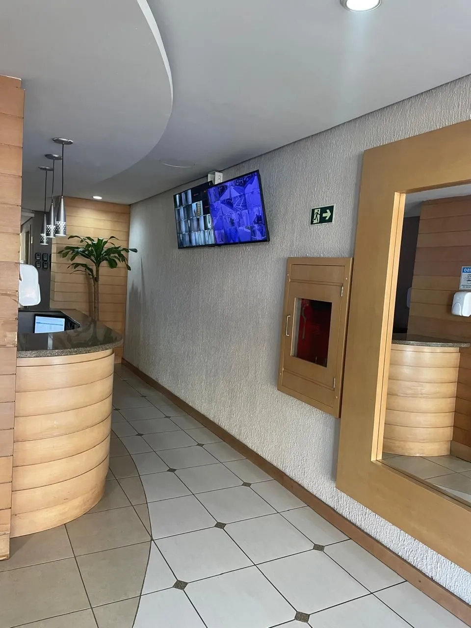 Imagem Oportunidade imperdível! Apartamento desocupado à venda no coração do bairro Cidade Baixa