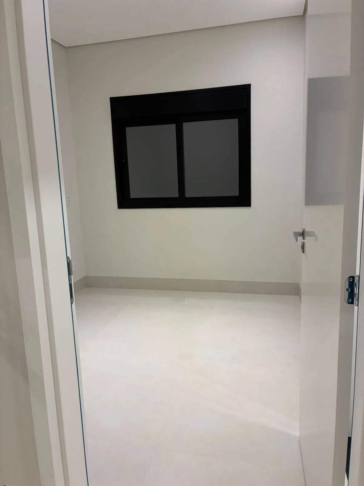 Imagem Casa 3 suítes condomínio brisas