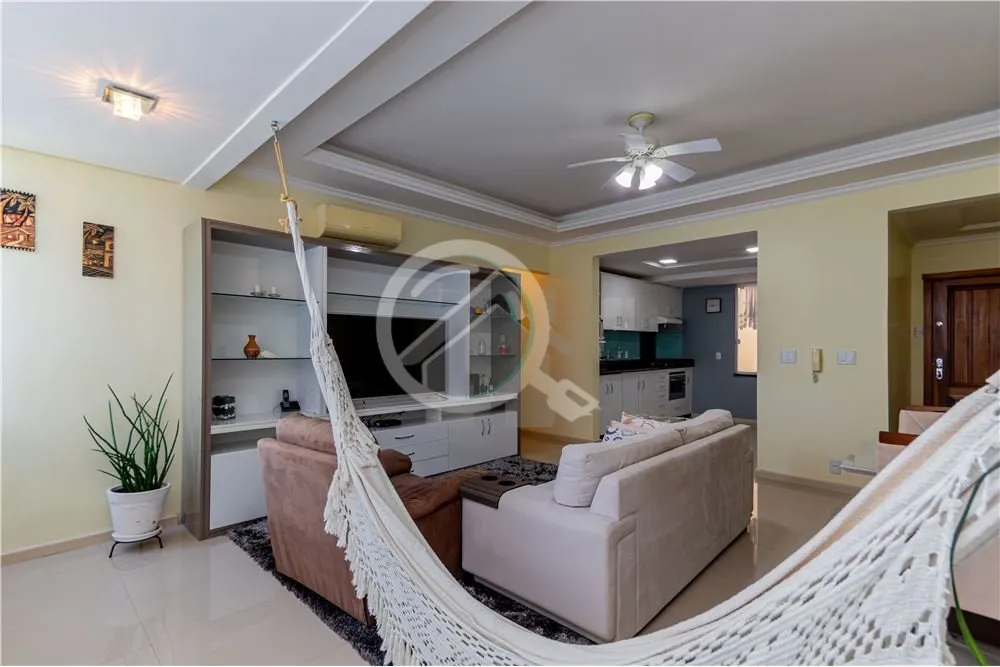Imagem Apartamento Reformado e Espaçoso em Ótima Localização Você acaba de encontrar o seu novo lar! E...