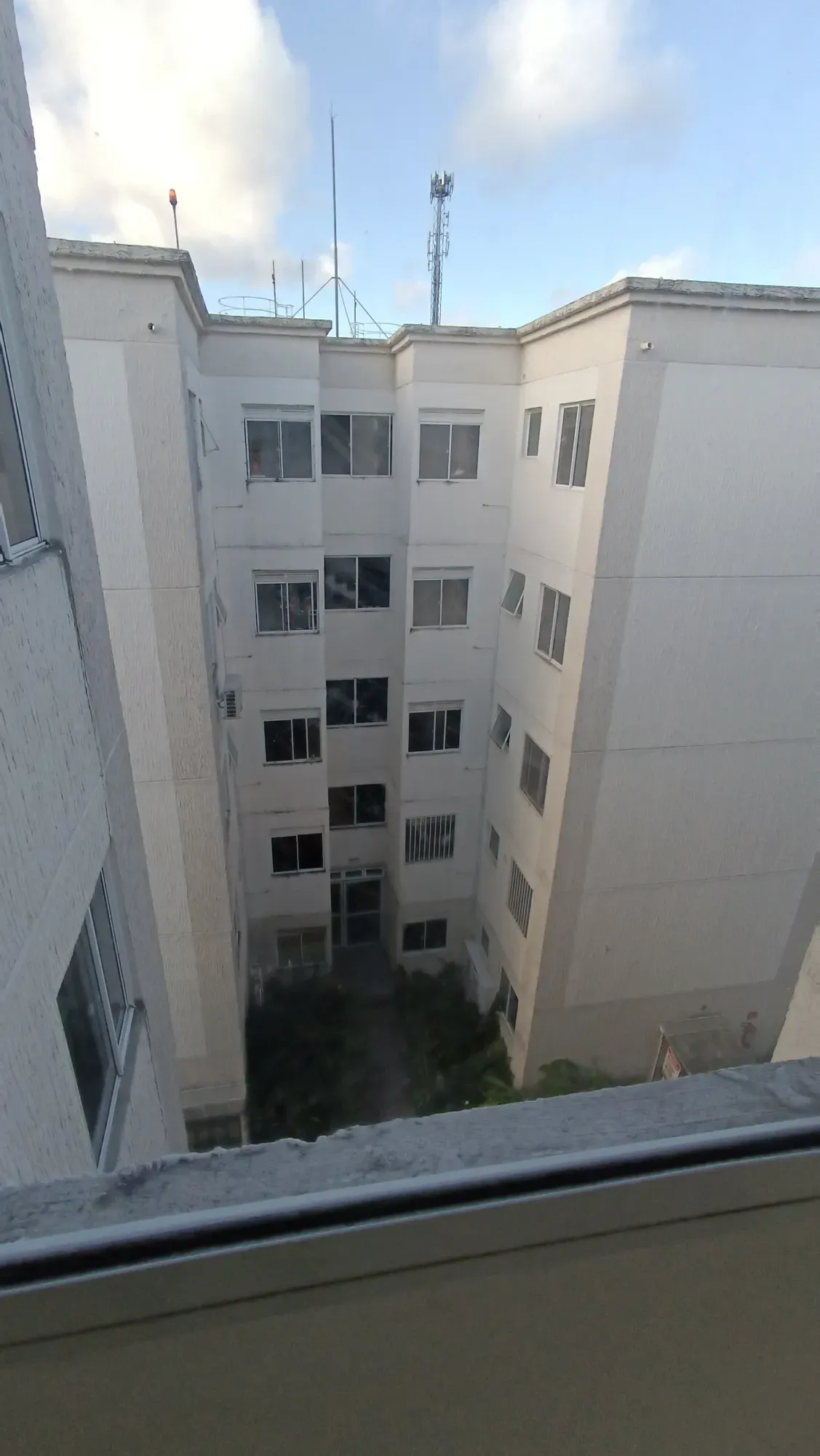 Imagem Apartamento com 2 Quartos à Venda, 40 m² em Caji - Lauro de Freitas