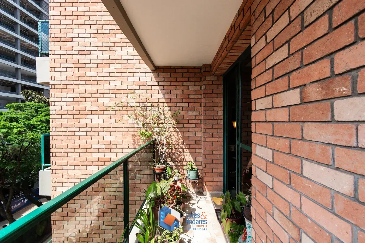 Imagem Apartamento para venda em Moema com 4 quartos, sendo 3 suítes, 222m²