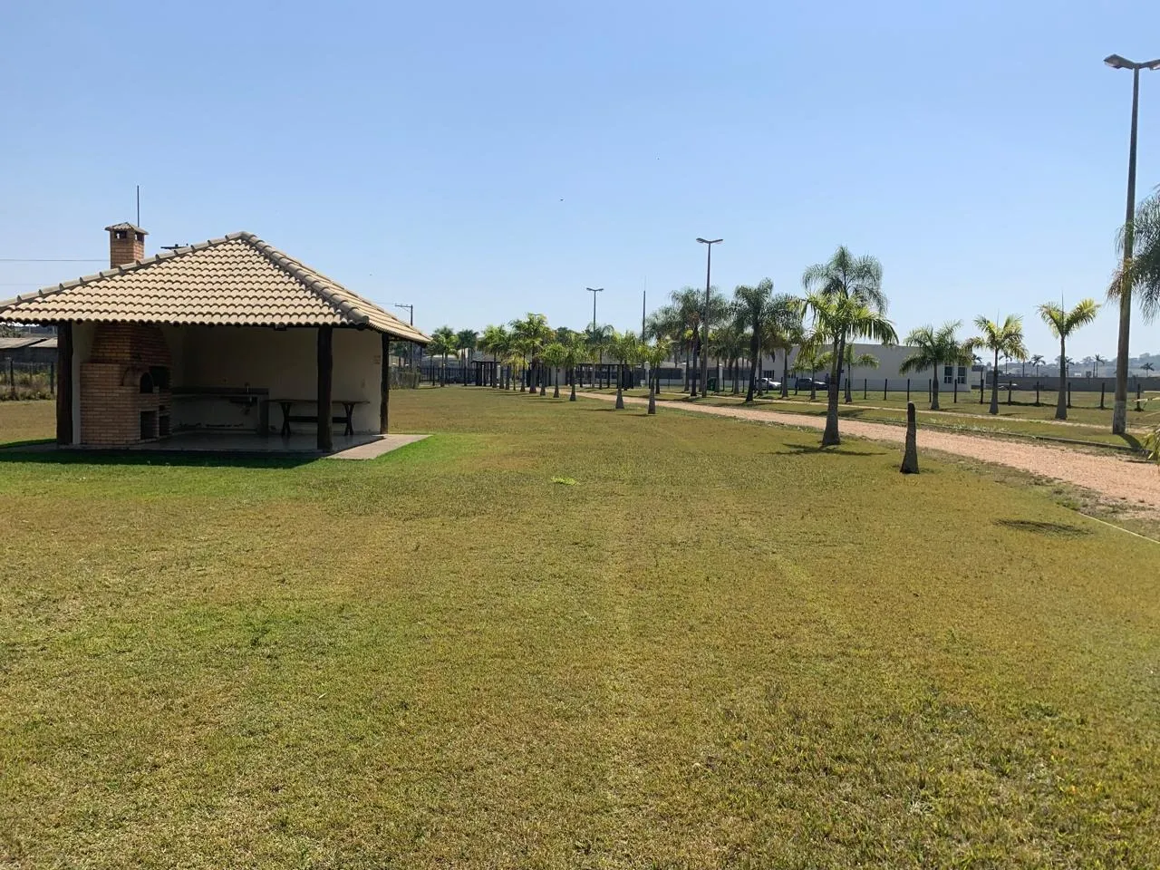 Imagem Belíssimo Terreno Plano com acesso ao Rio Piracicaba! Oportunidade! De 320 mil por somente 235 mil reais!