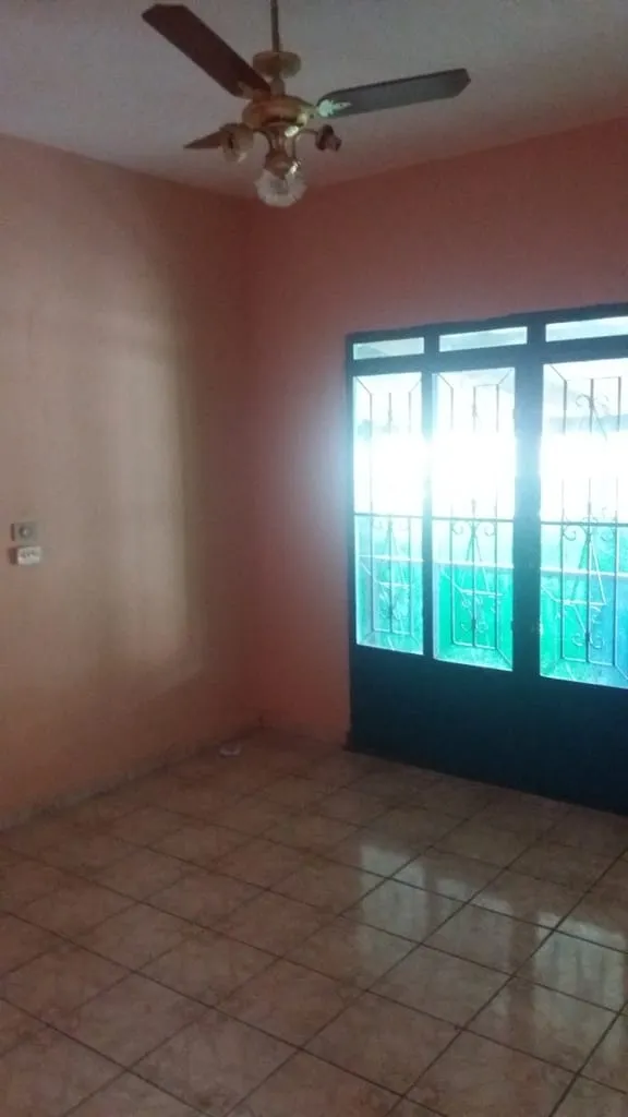 Imagem Casa à venda 2 Quartos, 2 Vagas, 300M², Residencial Ouro Verde, Pindamonhangaba - SP