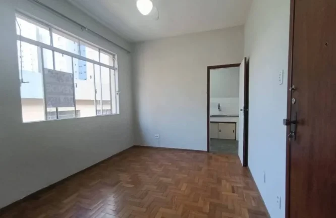 Imagem Apartamento de 2 Quartos à Venda no Bairro Serra - Localização Privilegiada