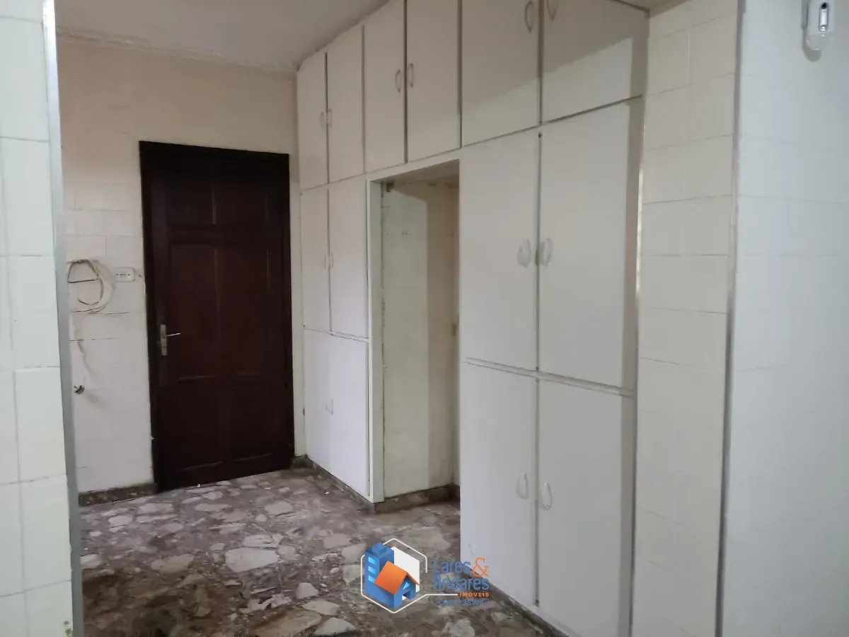 Imagem Casa para venda em Água Branca com 3 quartos, sendo 2 suítes, 228m²