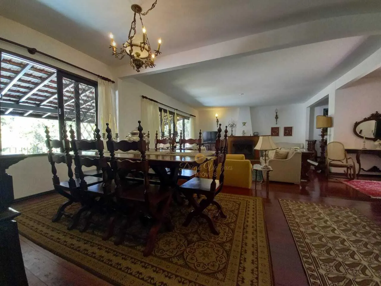 Imagem Casa para Venda em Teresópolis / RJ no bairro Santa Cecília