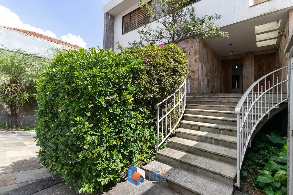 Foto do imóvel Casa para venda em Vila Carrão com 3 quartos, sendo 3 suítes, 382m² em Rua Dentista Barreto