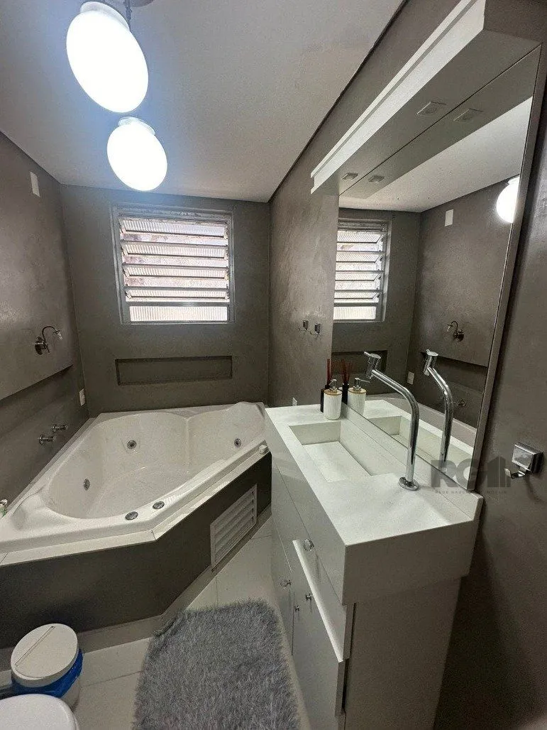 Imagem Apartamento em Menino Deus