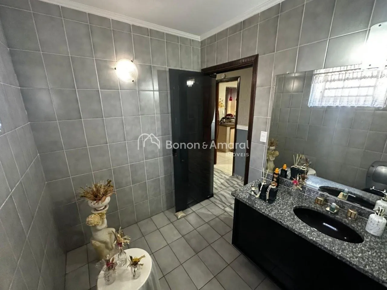 Imagem Casa com Terreno Adicional à Venda no Caminhos de San Conrado em Sousas, Campinas
