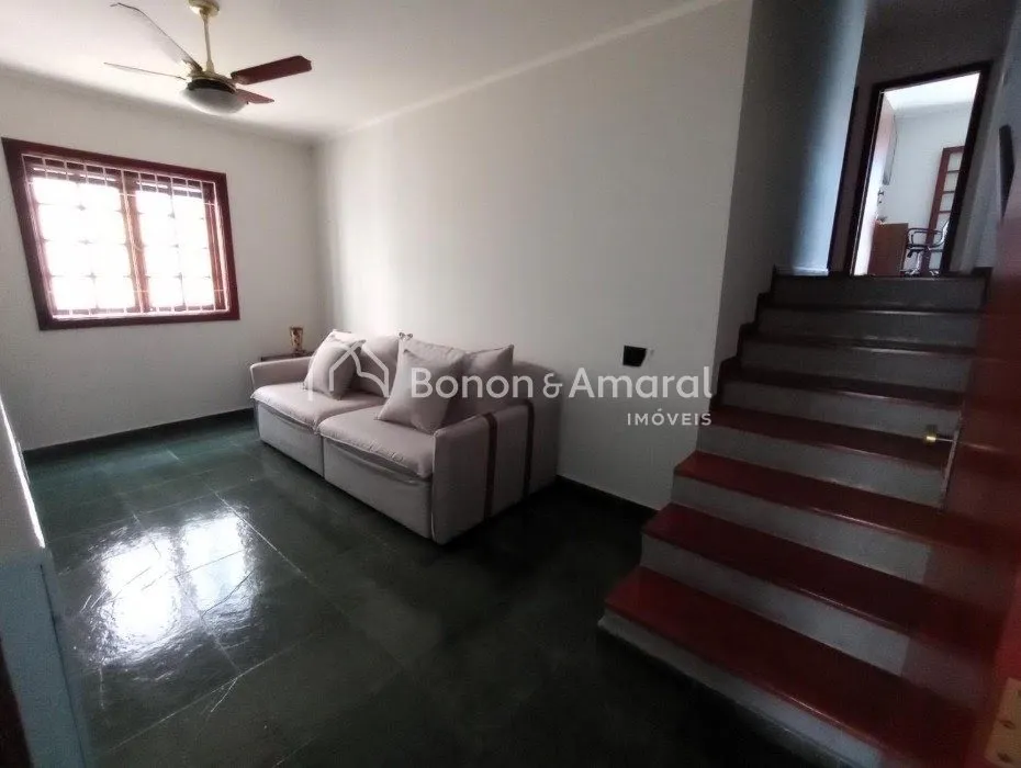 Imagem Casa com 4 Quartos e 6 banheiros à Venda, 288 m² por R$ 1.090.000